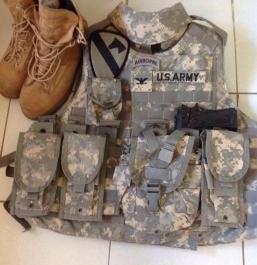 Bullet proof vest, sapi plates carrier photo