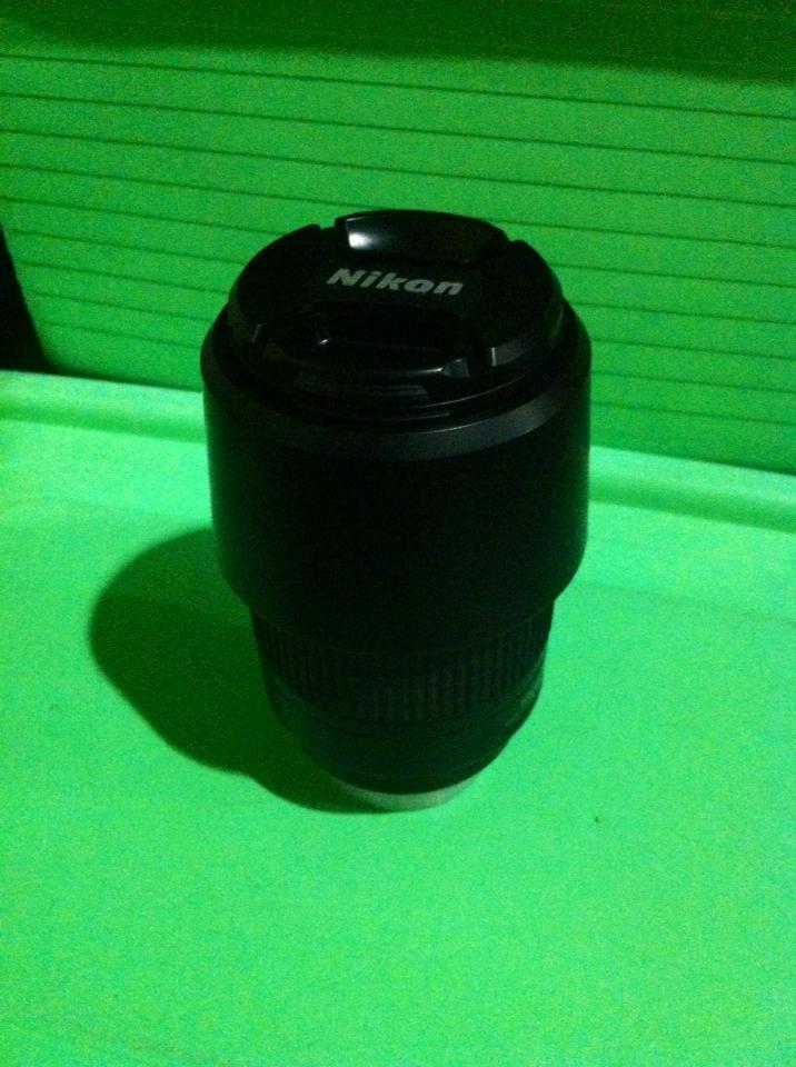 Nikon AF Nikkor 70-300mm 1:4-5.6G Zoom Lens photo